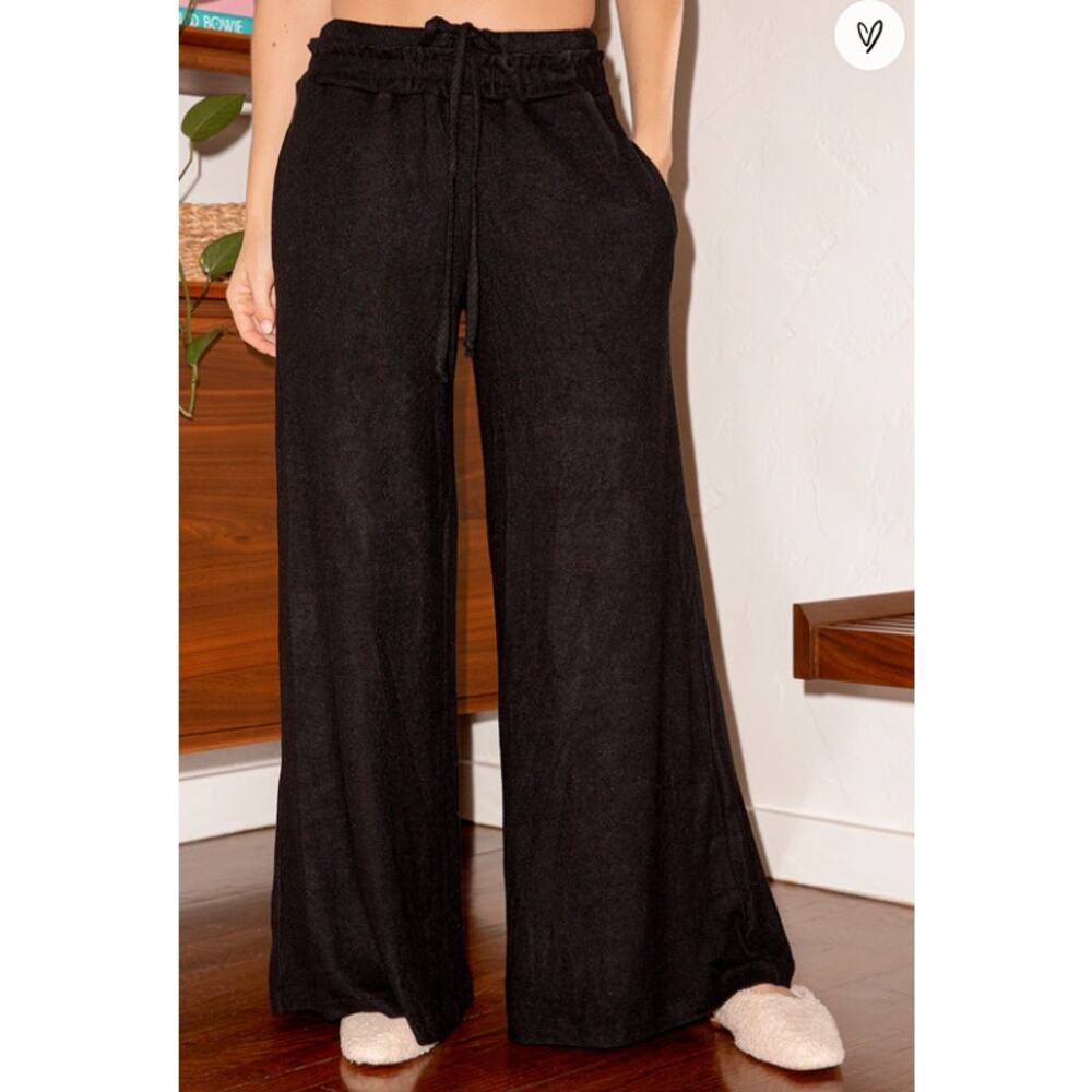 NWT Lulu's Drawstring Flare Lounge Pants in Black‎